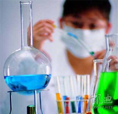 中药汤变毒药谜团--记广东省食品药品检验所智