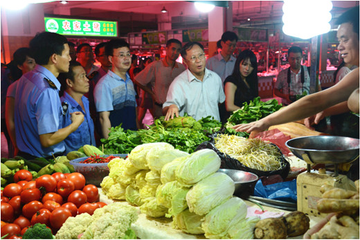 省局组织开展农贸市场快检和食用农产品市场安
