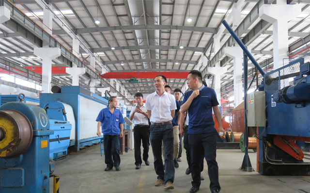 保利华南实业有限公司领导到广州电缆厂考察