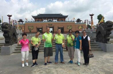 农发行湛江市分行开展退休老干部活动