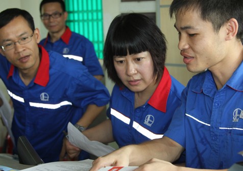 广东石油:机关全体下油站学五项技能