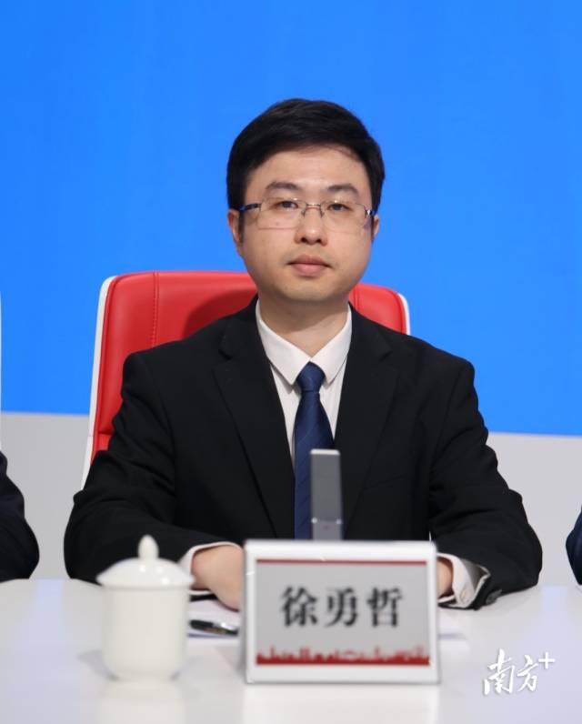 中山市工业和信息化局副局长徐勇哲。