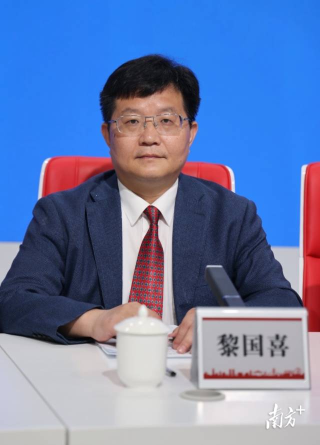 中山市教育和体育局副局长黎国喜。