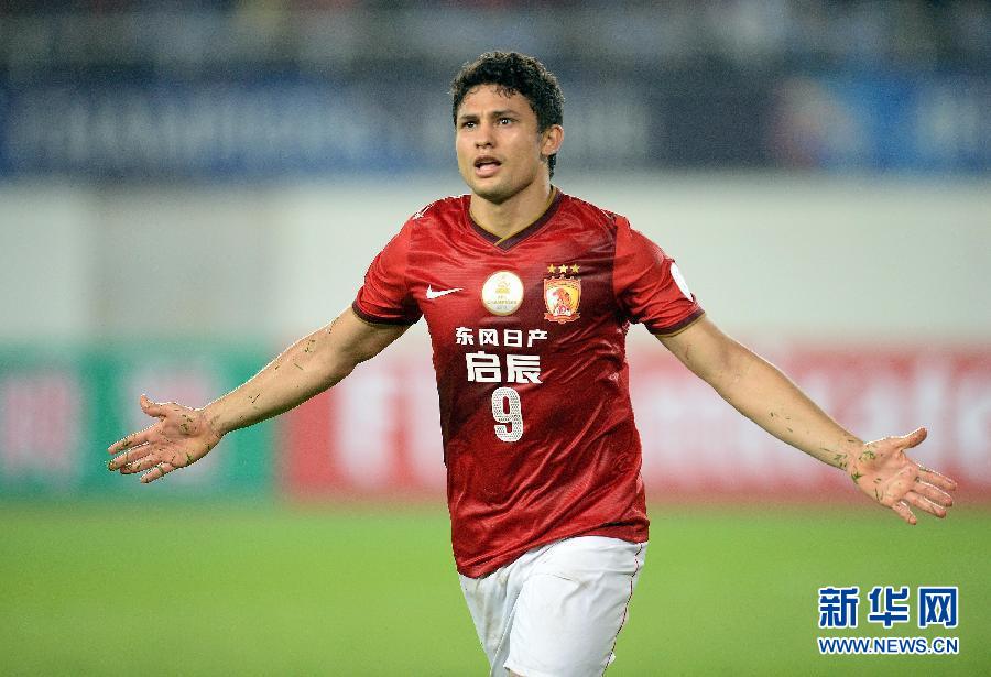 足球--亚冠:广州恒大晋级