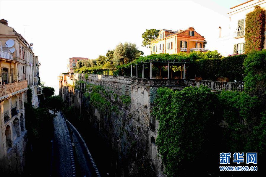 探访意大利南部旅游胜地索伦托_图片频道_新华网