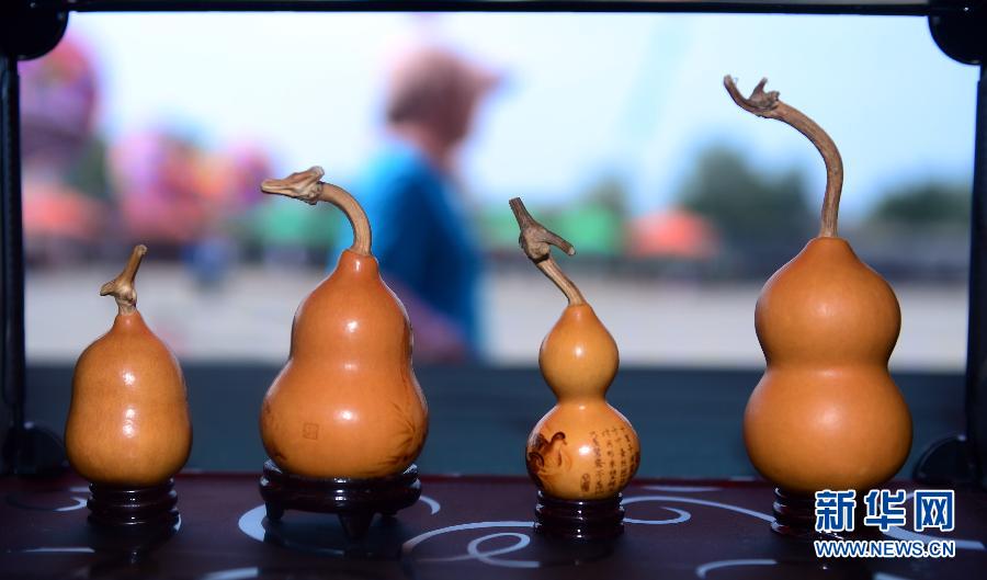 葫芦工艺品汇聚葫芦岛葫芦节