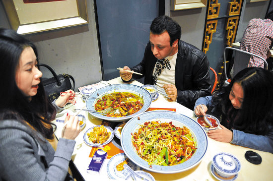 兰桂坊里的新广州人(组图)