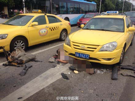 时速200闯红灯肇事者已被抓获 宝马司机疑似毒驾