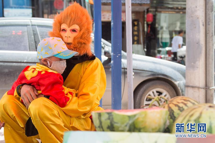 白血病患儿和他的孙悟空爸爸