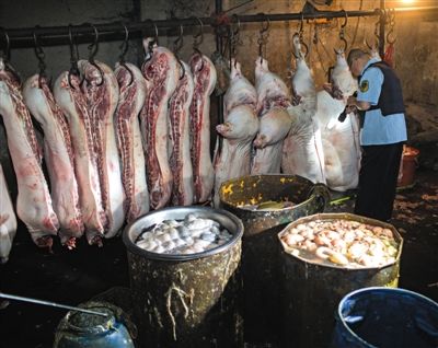 通州:每日数千斤 注水猪肉 流向市场