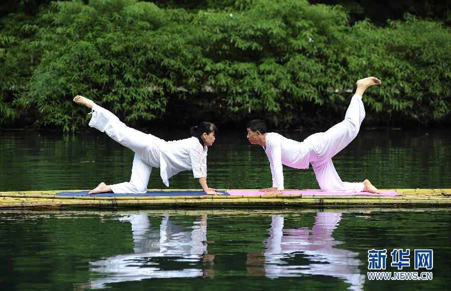 悠然夏日 瑜伽风情