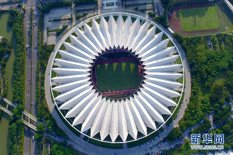 新华网新闻无人机航拍佛山“世纪莲” - 新华网广东频道