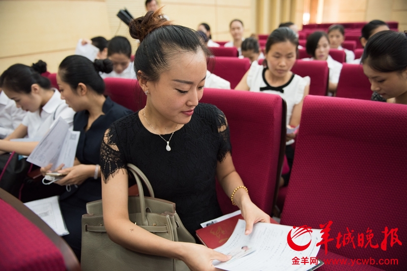 辣妈们!请往这边站