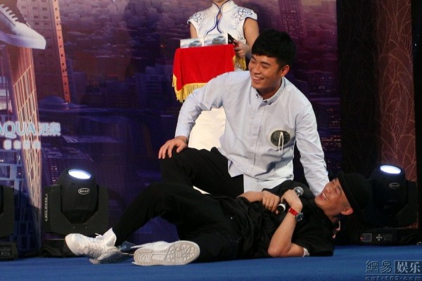 包贝尔发视频宣布退出跑男 随后秒删微博