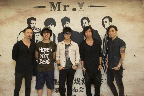 mr.10月24日广州带来开唱全新教程p9plus歌曲换屏图片