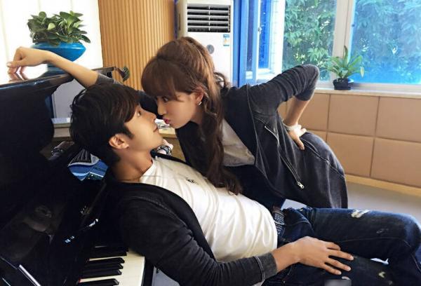 阔太 李念变霸气女汉子  壁咚小美贺军翔 - 新华