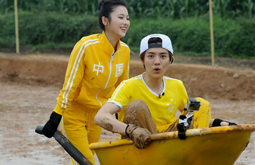 鹿晗人气爆棚 奔跑吧兄弟第三季被赞美如玉