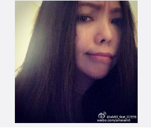 张惠妹晒自拍侧颜示人 皱眉撇嘴自曝想太多