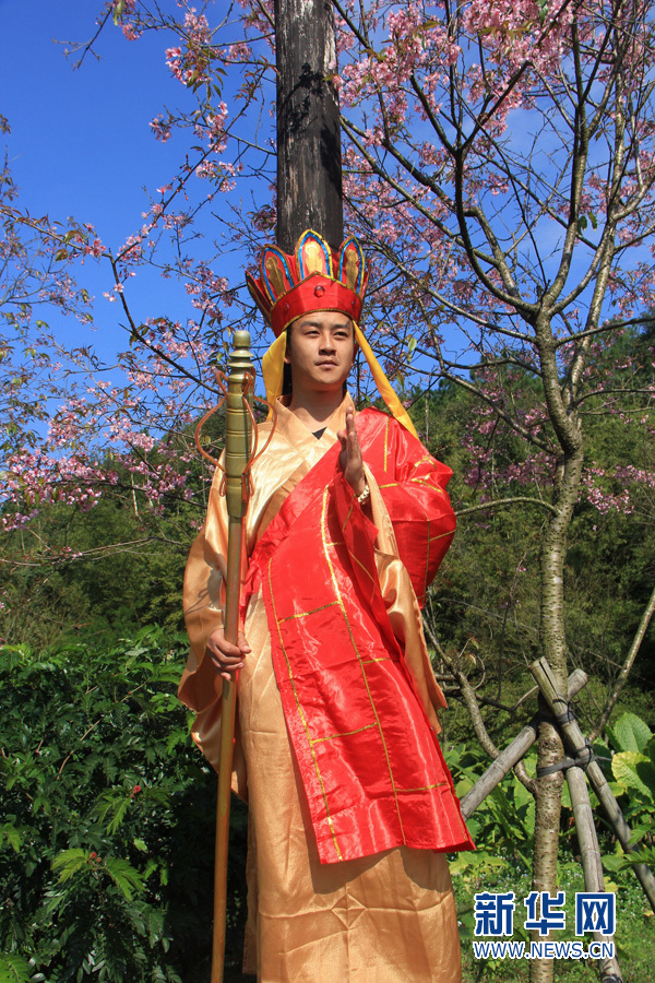 清远佛冈上演搞笑版《西游记》