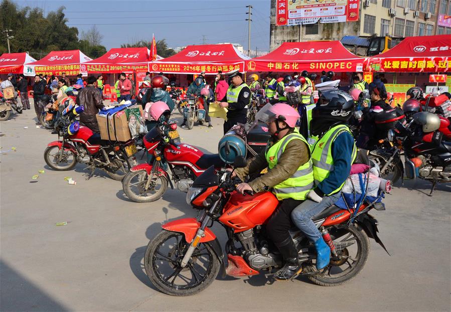 铁骑大军返乡忙