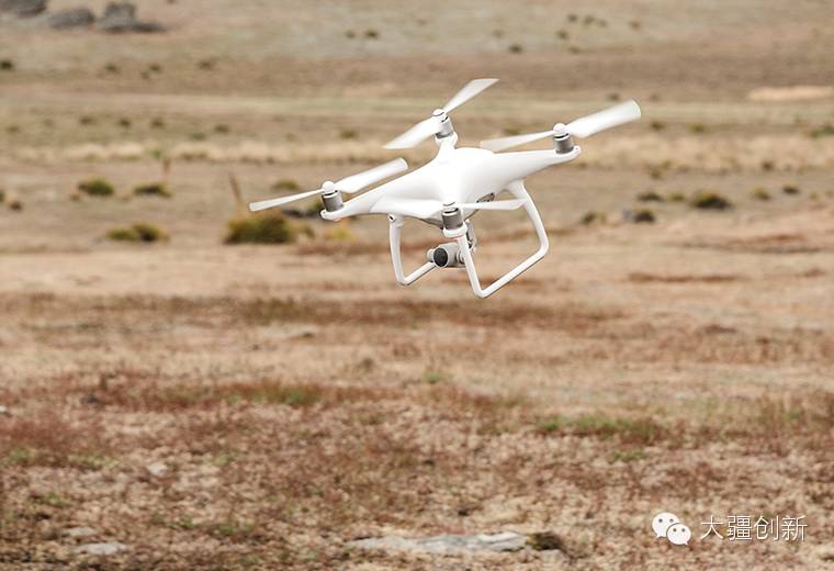 大疆正式发布大疆精灵Phantom 4:28分钟续航