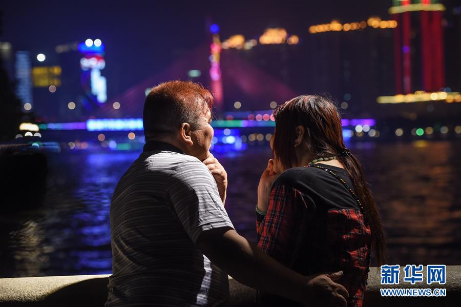 你是我的眼--盲人老高见义勇为收获爱情