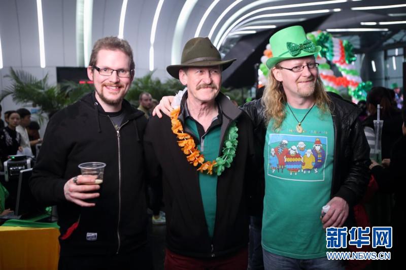 为欢度圣帕特里克节 广州塔爱尔兰风情浓郁