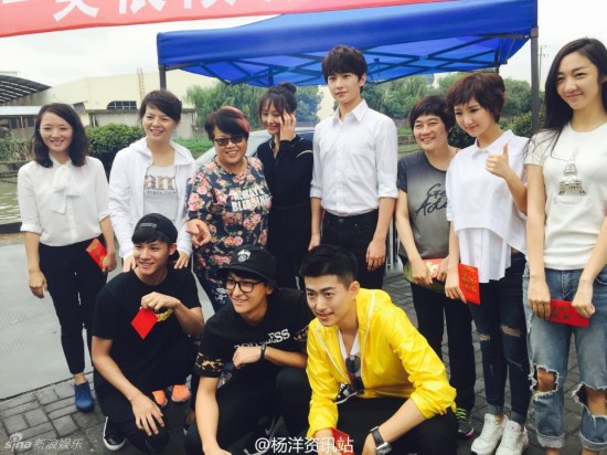 满足你:郑爽杨洋新剧《微微一笑很倾城》海量