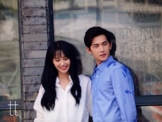 满足你:郑爽杨洋新剧《微微一笑很倾城》海量