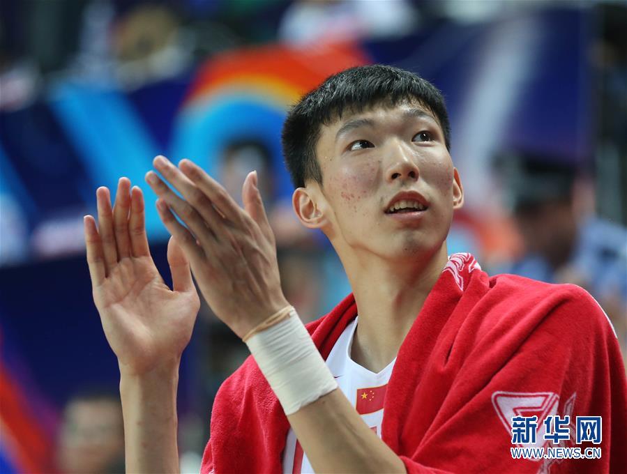 篮球--周琦宣布参加今年NBA选秀