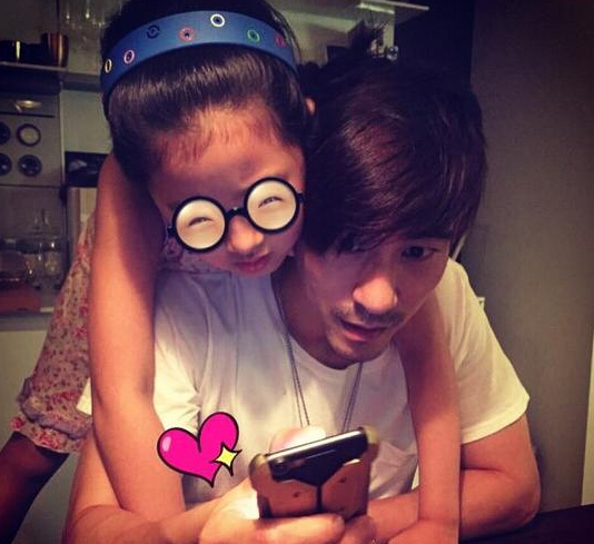 修杰楷不强求贾静雯大女儿叫自己爸爸