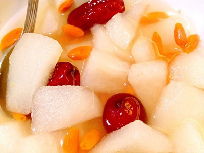 梨水止咳要慎用 判断寒热是关键