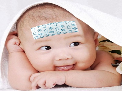 退热贴降温过快会冻伤宝宝