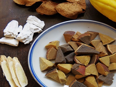 咳嗽咽痒来粒八仙果化橘红