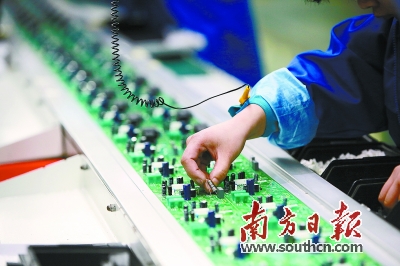 3位东莞工匠拿下美国地铁订单