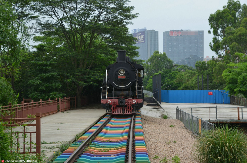 东莞彩虹路轨被赞小清新