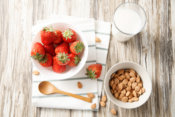 杏仁茶:可以喝的美白护肤品