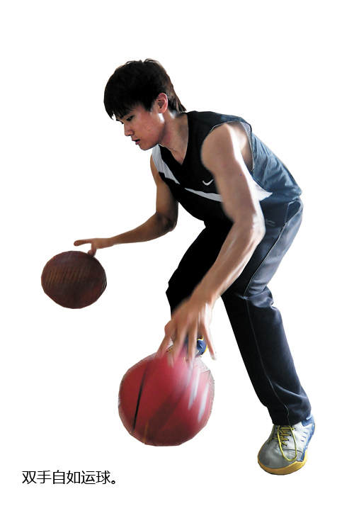 广东梅州猪肉哥玩转街头篮球爆红网络