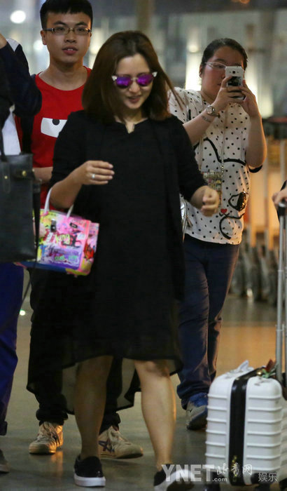 李小鹏为爱妻退赛网友不舍 盛一伦强势逆袭获