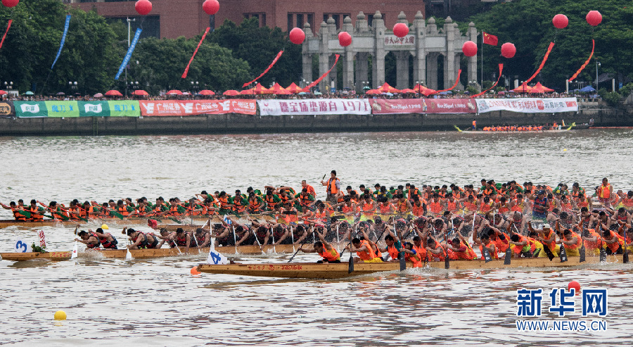 震撼|近距离看广州国际龙舟邀请赛