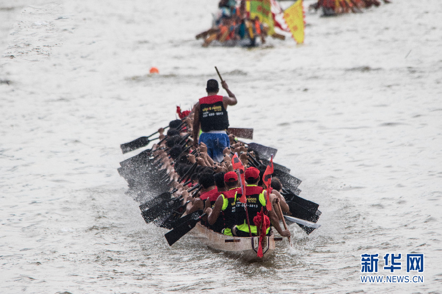 震撼|近距离看广州国际龙舟邀请赛