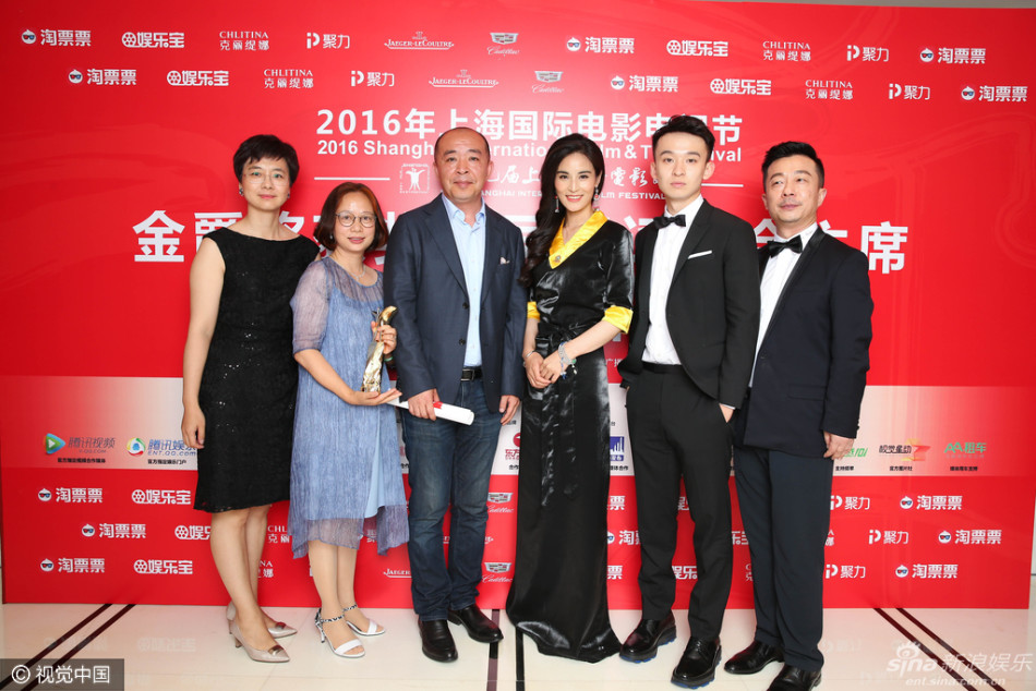 上影节闭幕 刘烨获最佳男演员奖