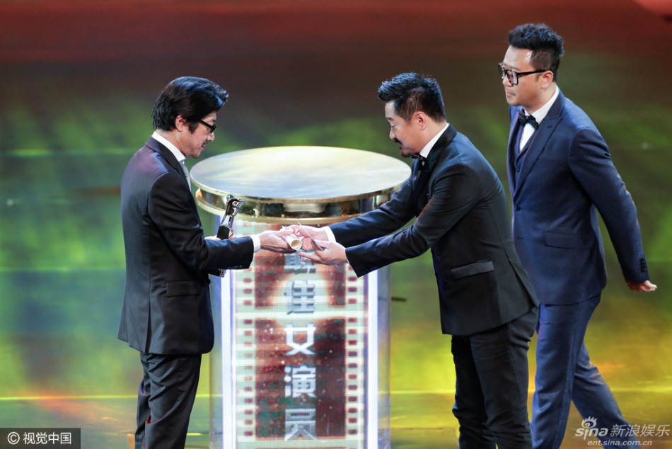 上影节闭幕 刘烨获最佳男演员奖