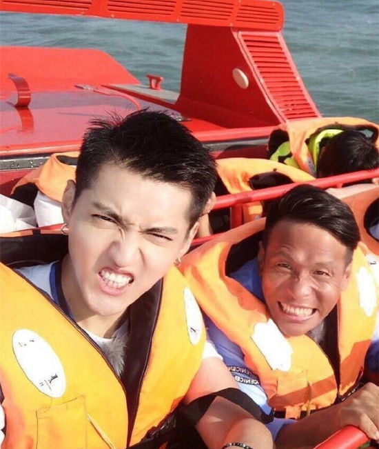 宋小宝正面PK吴亦凡 网友:赢在精神可嘉