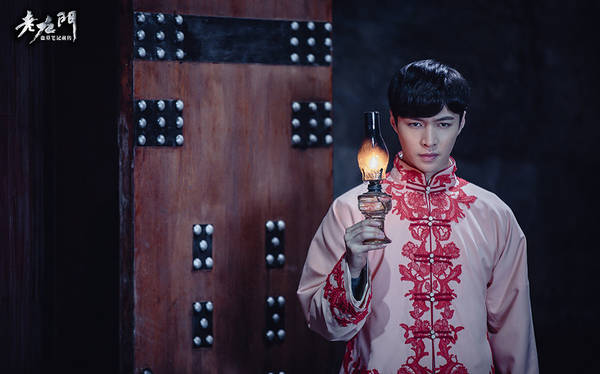 艺兴《老九门》教训忤逆徒弟 怒收大批孽障粉