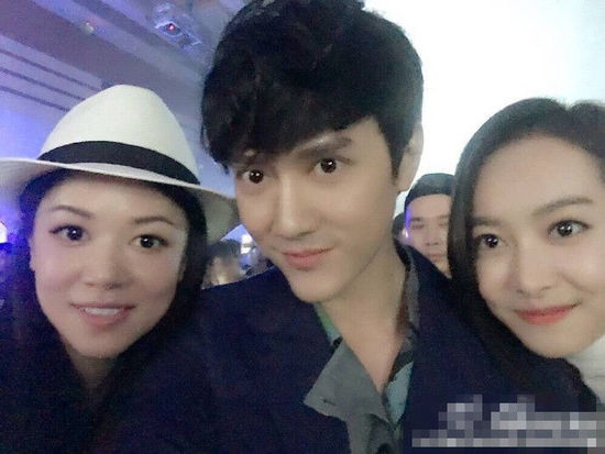 沈芷凝回复冯绍峰被P变形:没修 哪有空!