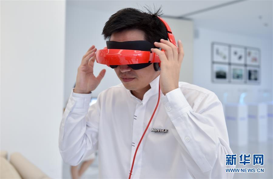 深圳柔宇:国际化人才打造黑科技