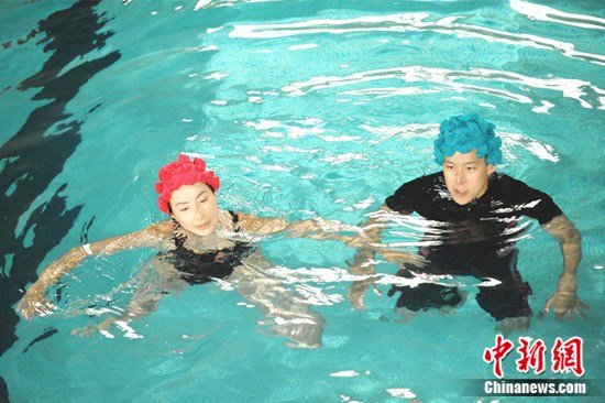 刘翔金星《极速前进》重返考场 黄婷婷力扛千