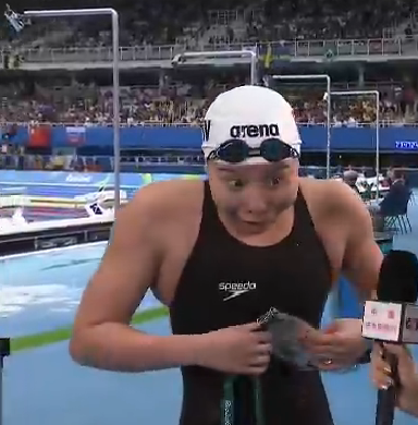 傅园慧送你一波奥运表情包 满满的洪荒之力