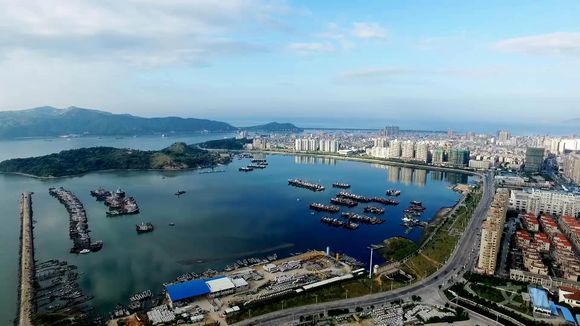 广东汕尾城区打出推进创文组合拳